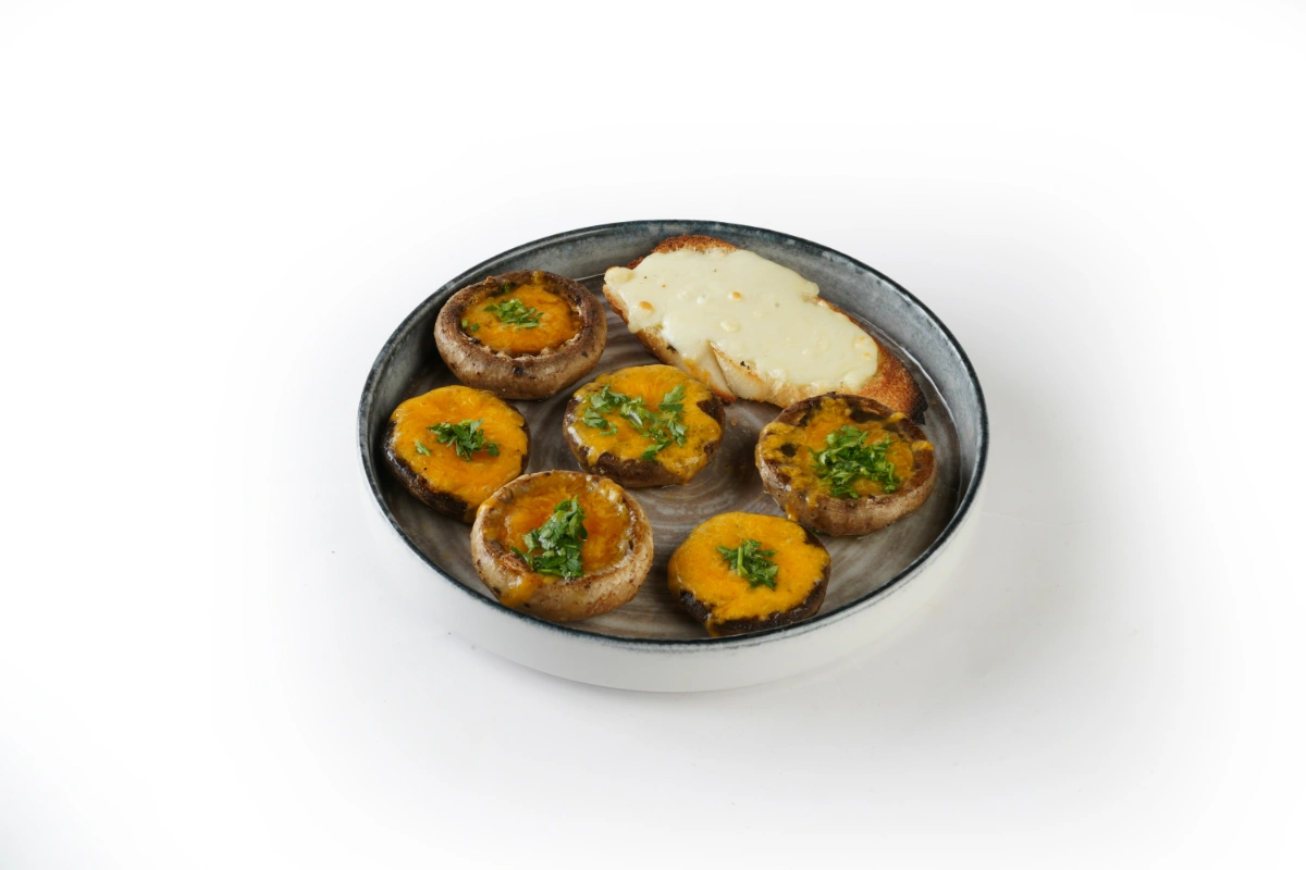 Baked Cheddar Mushrooms